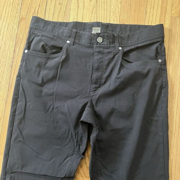 LL Bean Pants Mens 34x32 Venture Stretch Black Gorpcore Outdoor Hiking - Picture 2 of 8